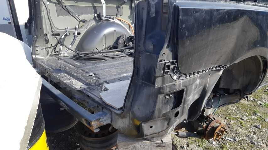 Mercedes Vito w447 błotnik prawy tył extra long pas tylny