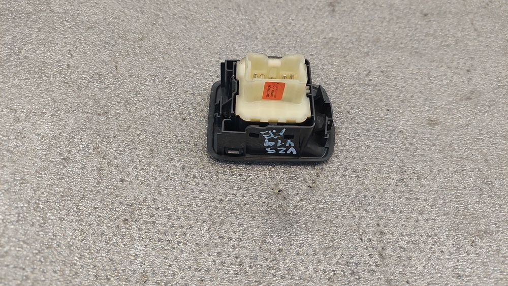 Comando / botão / interruptor vidros frente esquerdo DACIA Dokker Expr