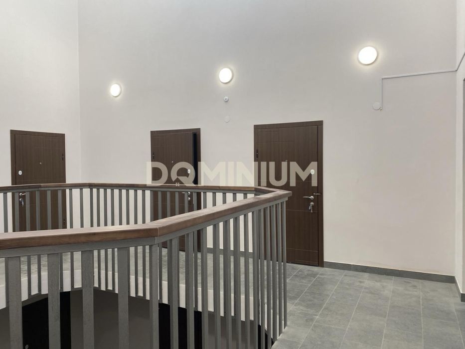 Продається 3 кімнатна квартира в м. Хуст