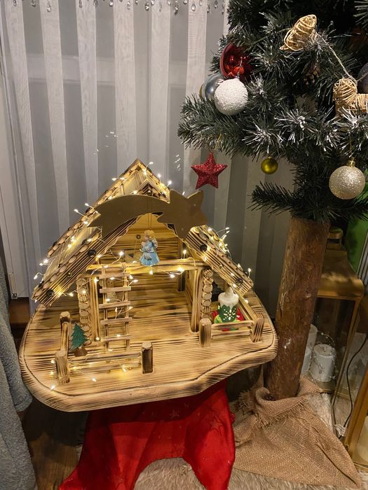 Szopki bożonarodzeniowe z figurkami