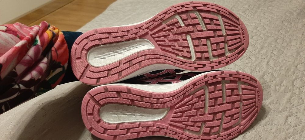 Buty sportowe Adidasy Oasics