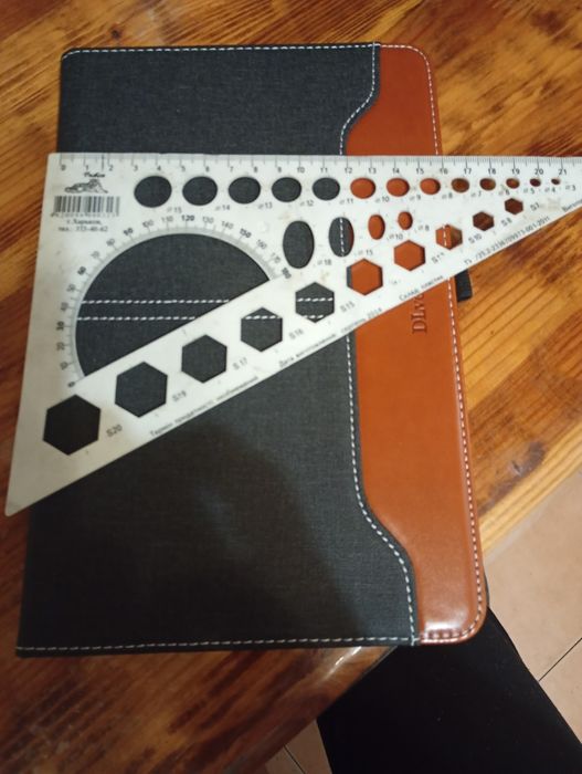 Чехол універсальний для планшета