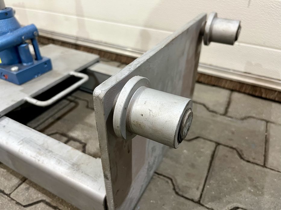 Podnośnik osi kanałowy 2,5T