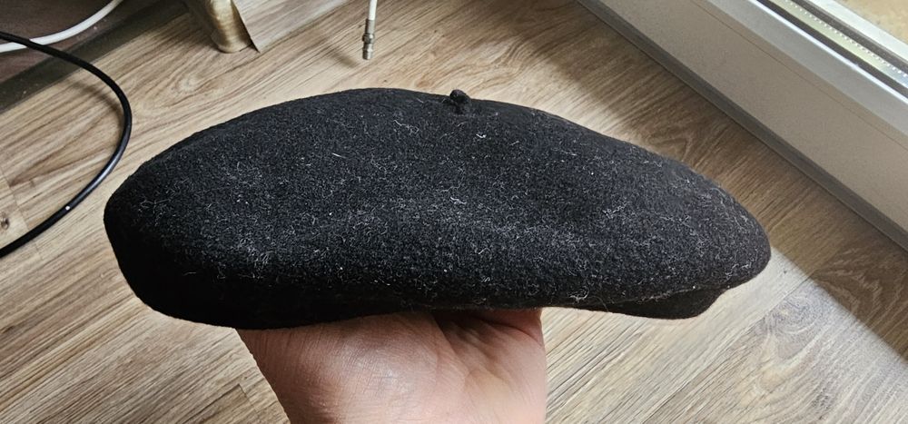 Chantaco wełniany męski beret rozmiar 57 stan bardzo dobry