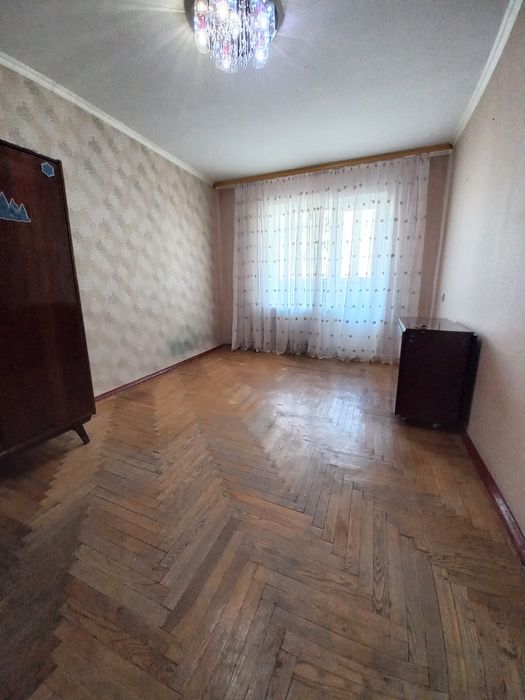 Продаж 1 кімнатної, вул.Галицька,9 Подільський р-н