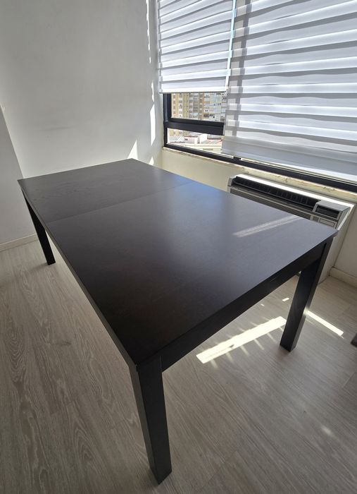 Mesa de jantar Ikea Bjursta, extensível