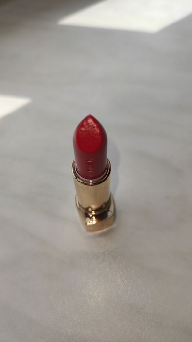 Hean Luxury Cashmere pomadka do ust Ruby Red 708