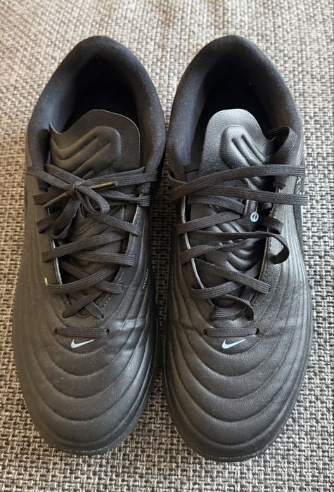Chuteiras Nike Turf / Relva Sintética – Tam. 42,5