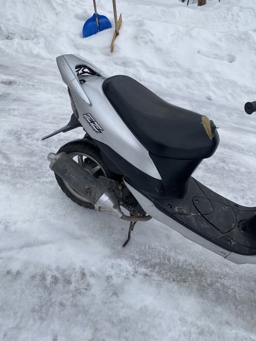 Продам скутер Suzuki zz