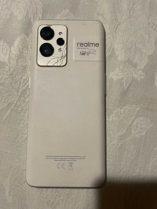 REALME GT 2 Pro sam telefon