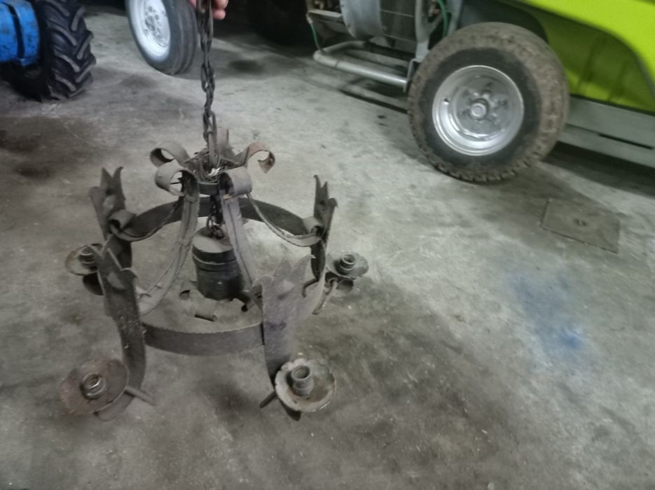 Vendo candeeiros antigos rusticos