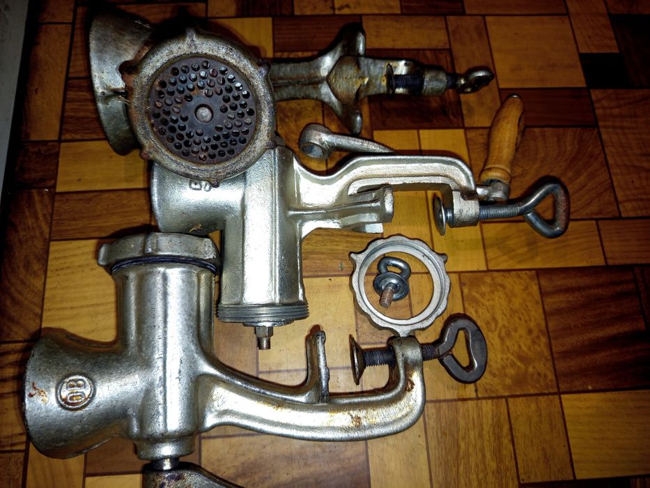 Maszynka do mięsa alfa 5 alfa 8  3 szt