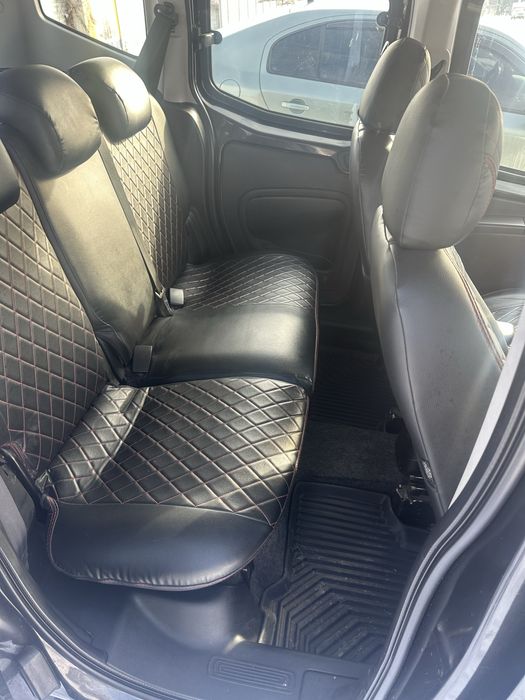 Продам автомобіль  Peugeot Bipper