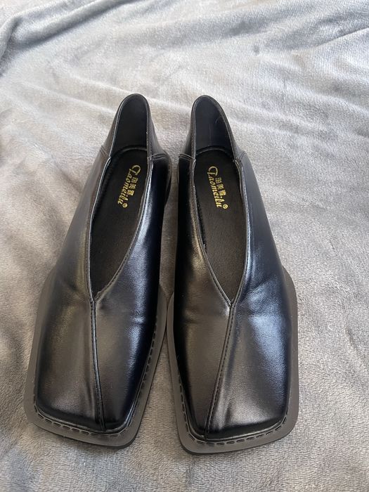 Продам лофери жіночі.