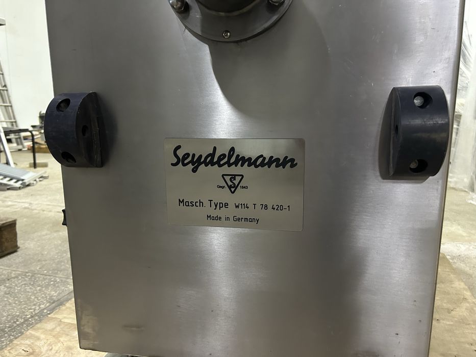 Промислова мʼясорубка Seydelmann W-114 T