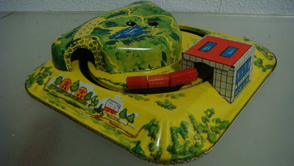 Редкая заводная механическая игрушка Железная дорога, СССР