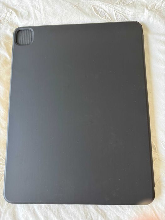 Capa ESR Rebound magnética iPad Pro 12,9” 2020, 2021, 2022