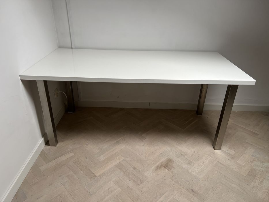 biurko stal nierdzewna biale