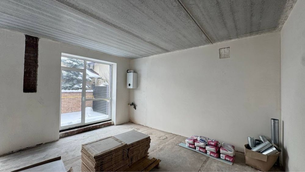 Таунхаус в центральній частині Бучі