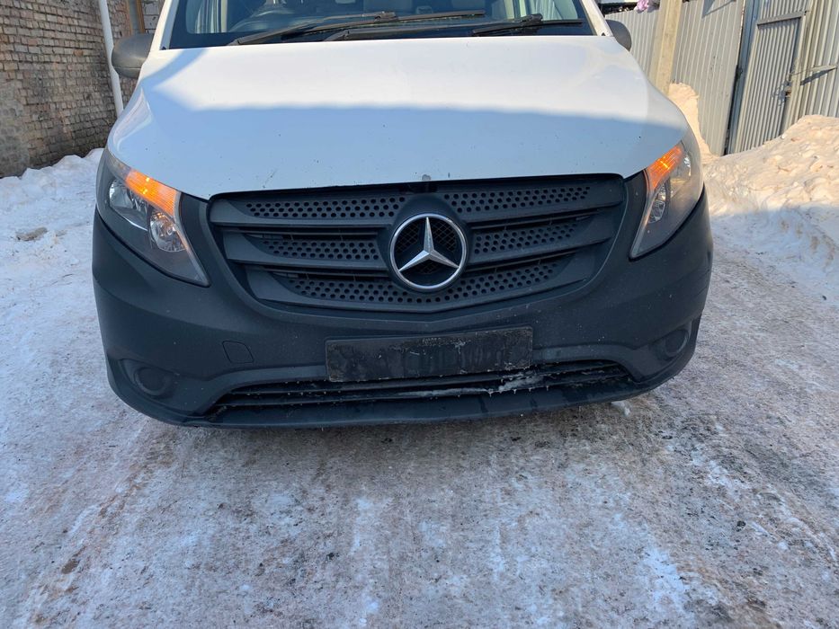 Разборка Вито W447 запчасти б/у салон двери фары