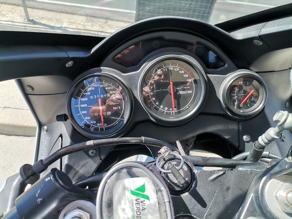 Mota Suzuki rf600r