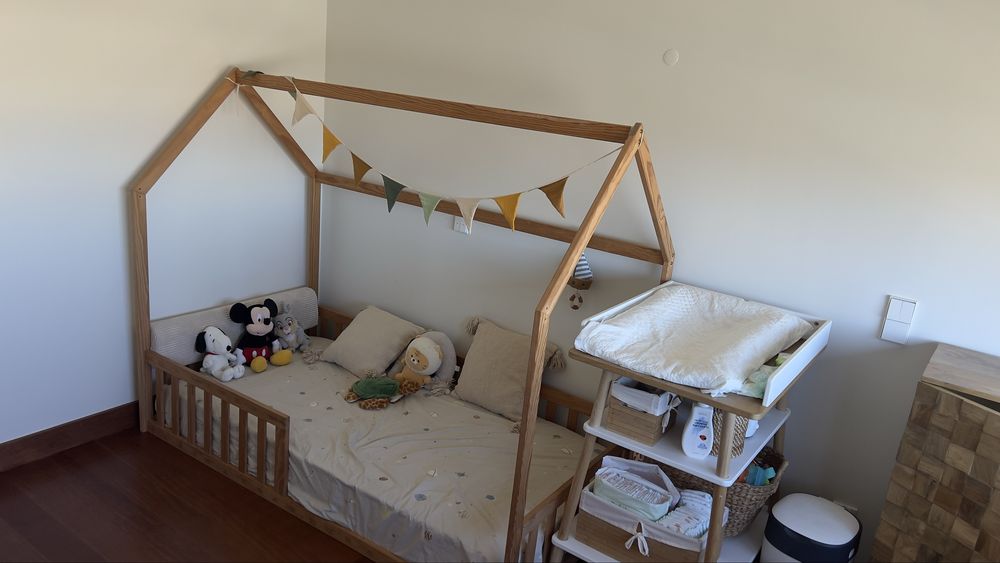 Vendo cama montessuri + colechao crianca