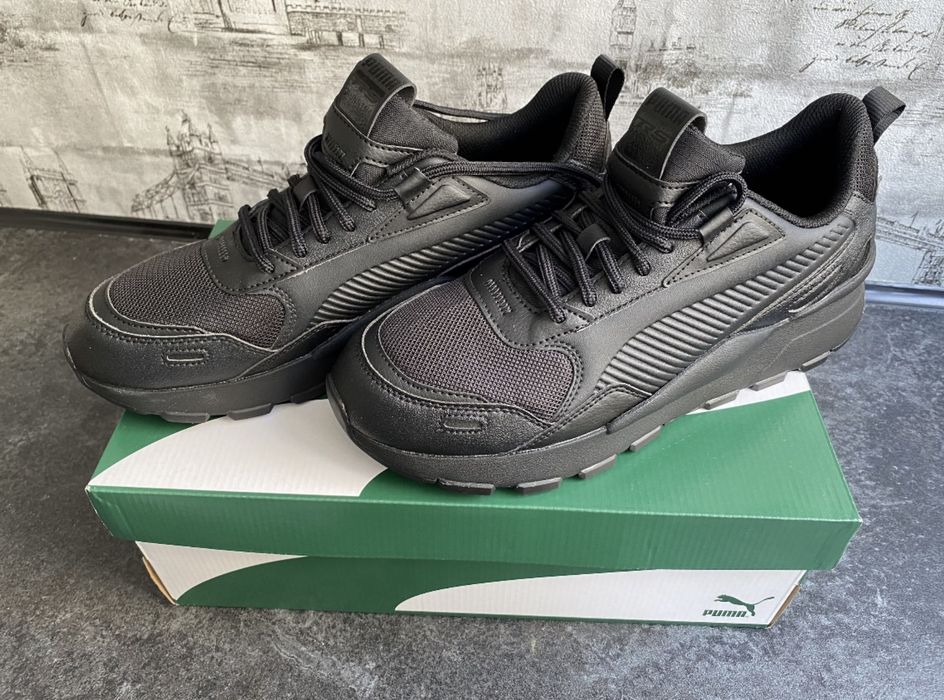 кросівкиt Puma RS 3.0 essential
