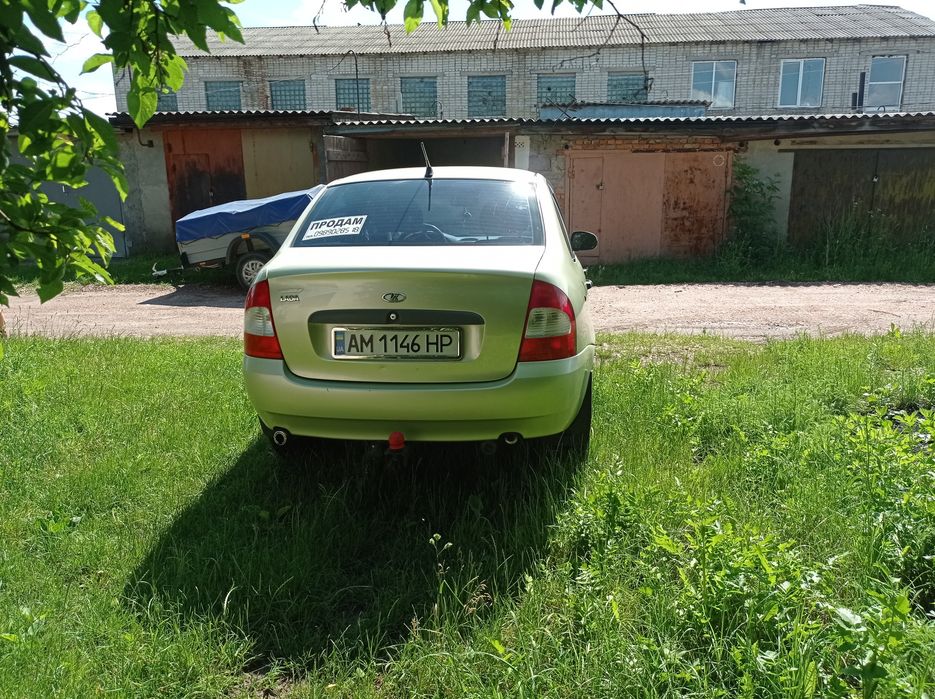 В продажу ЛАДА калина 1118 седан