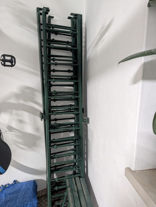 Lote de Vedação Metálica (24 metros) – Sem Ferrugem – Estilo Clássico