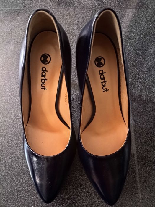 Szpilki czółenka skórzane Darbut rozmiar 38 nowe