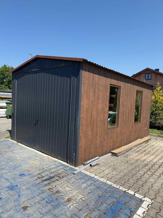 Garaż blaszny  3,20m x 5,25m