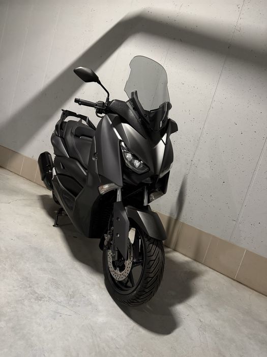Продам максі-скутер Yamaha X-Max 300