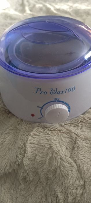 Podgrzewacz do wosku