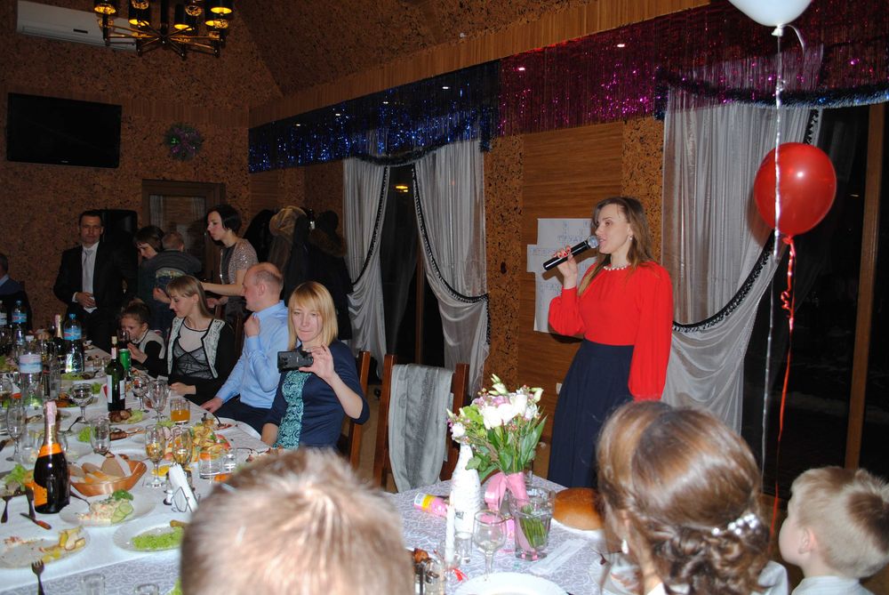 Ведуча+Dj, тамада, співачка - 8900 грн.