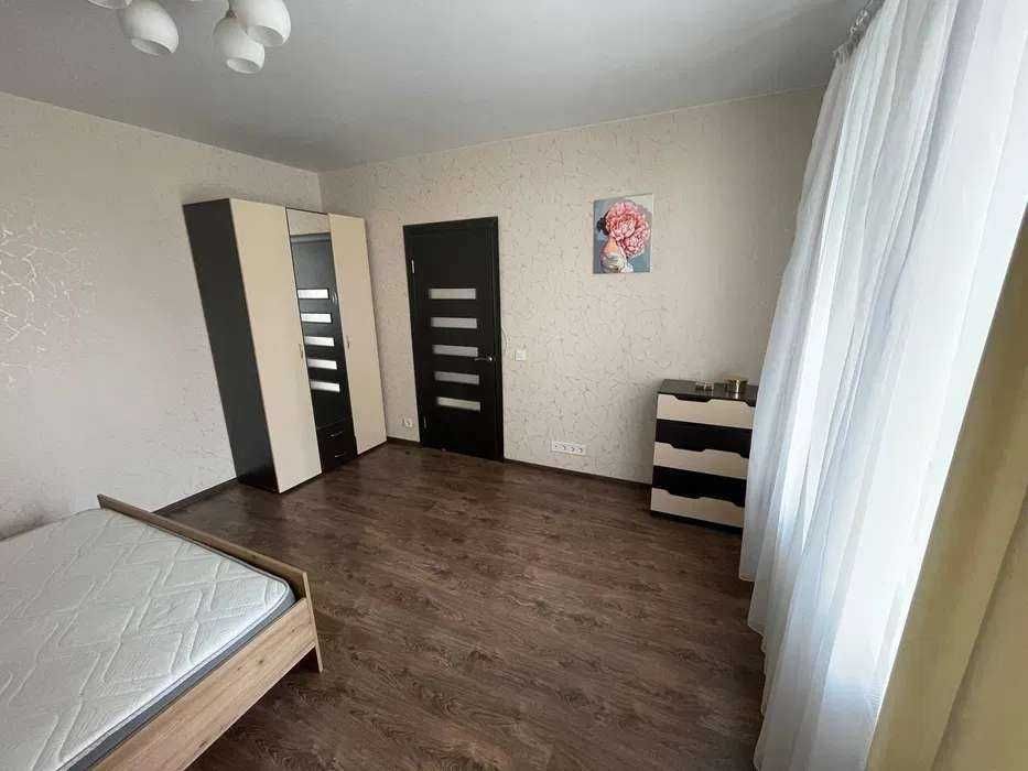 Оренда 1-кімнатної квартири, вул. Сергія Данченка, 32