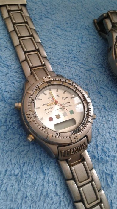 Relógio Titanium Eco Drive