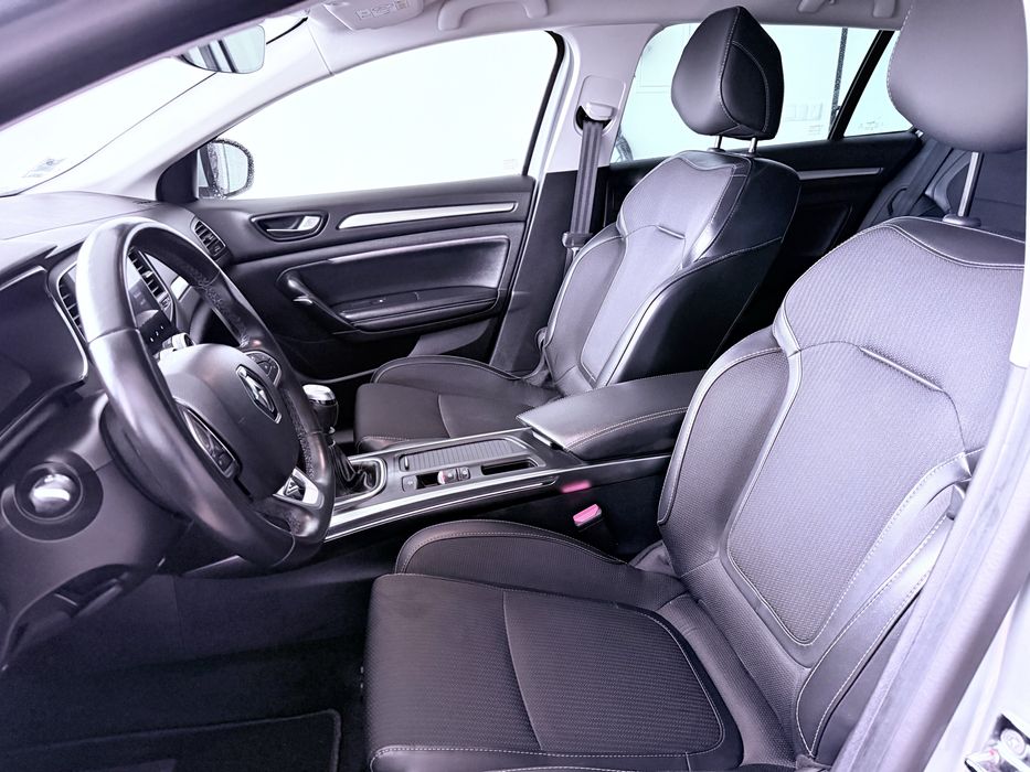 Renaut megane sport tourer 1.5 dci Ano 2021