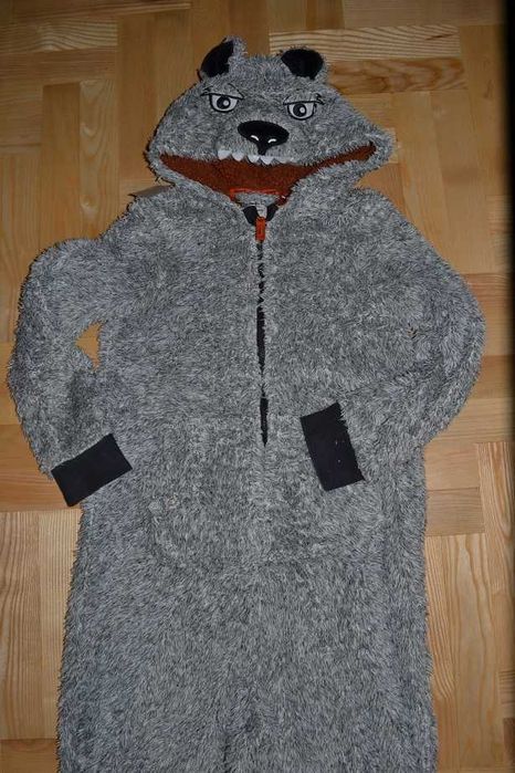 225^   Wilk wilkołak strój przebranie piżama12/13 Lat_152/158  cm