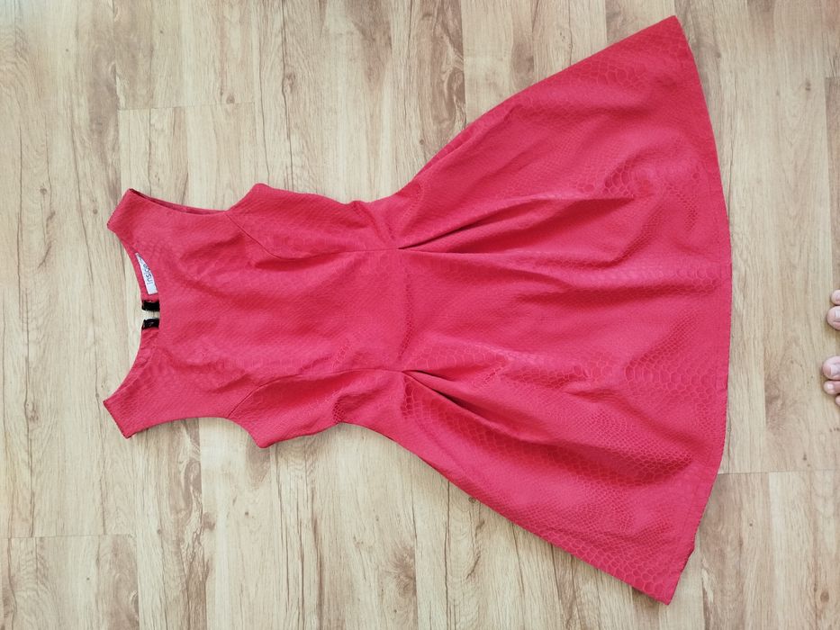 Krótka sukienka na wesele