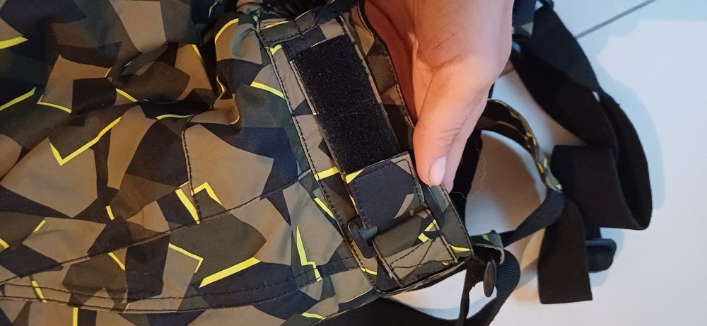 Spodnie narciarskie Mountain Warehouse, na 8-10l.