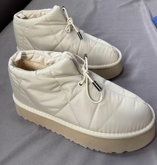 Дутики жіночі зимові