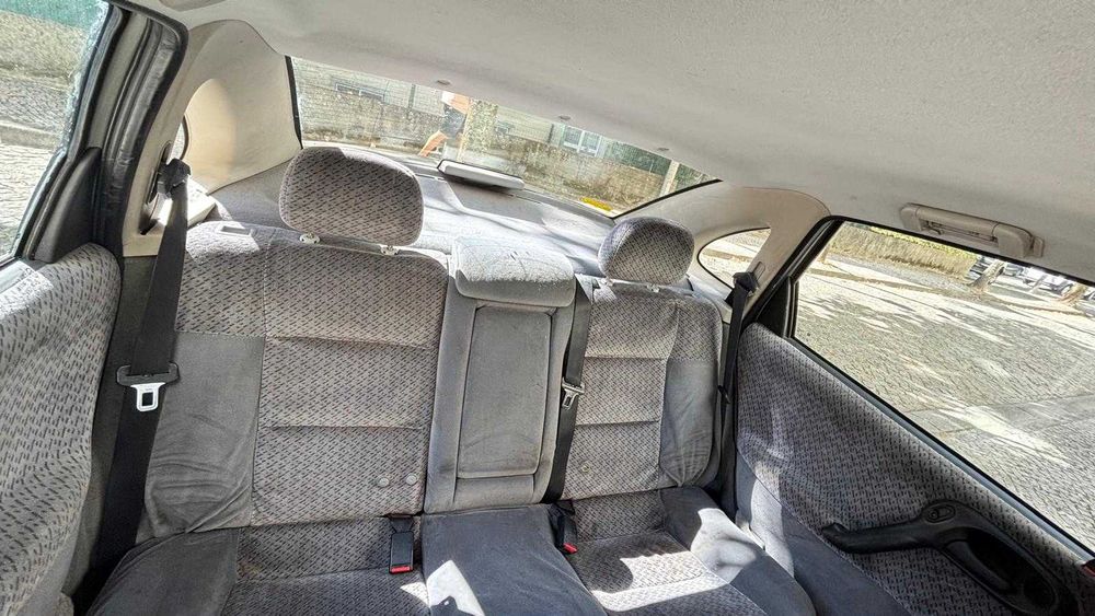 Opel Vectra — fotografia 12