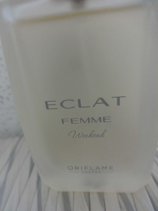 Perfume Eclat Femme Weekend Oriflame
