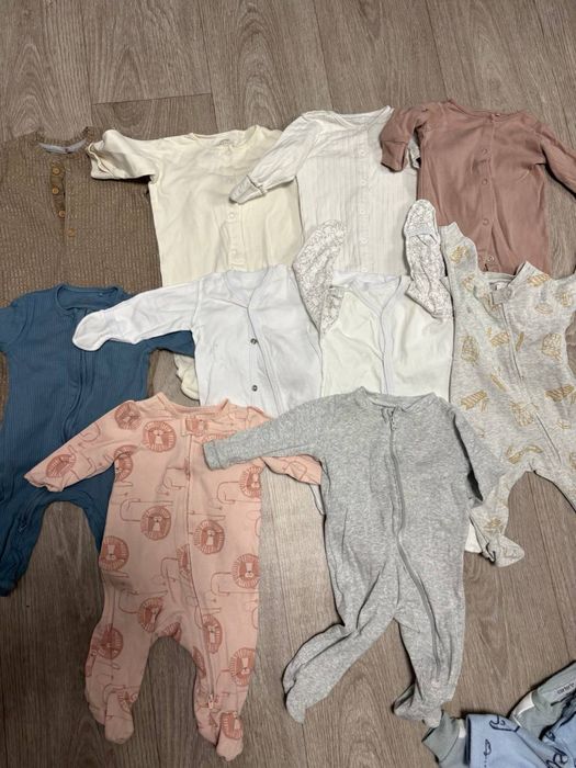 Дитячі речі (боді,чоловічки)