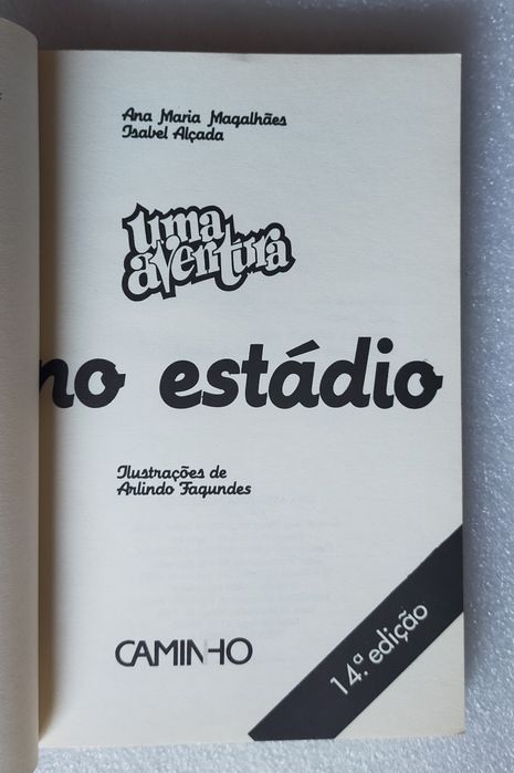 Livro- Uma aventura no estádio