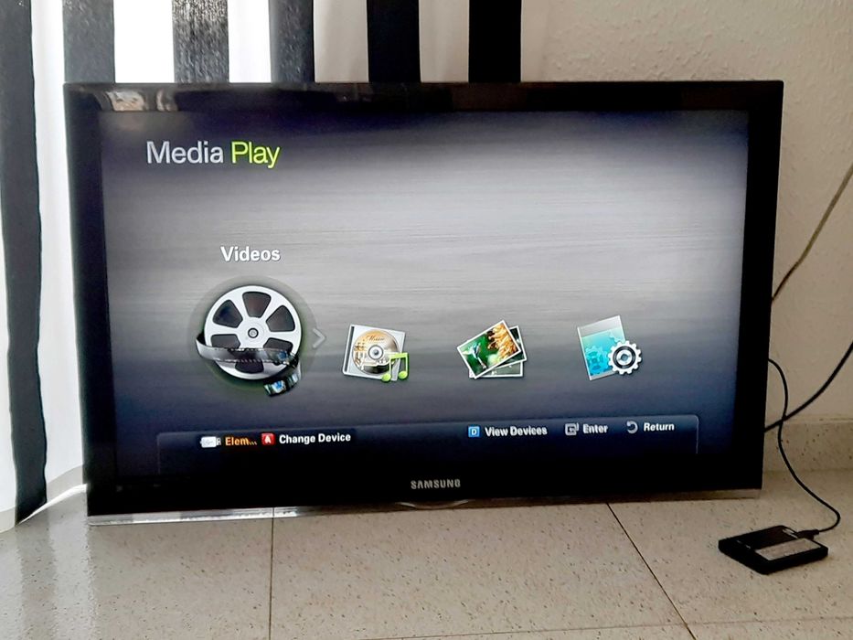 TV Samsung LCD FULL HD - 37" - 94cm Diagonal ( Modelo topo de Gama )