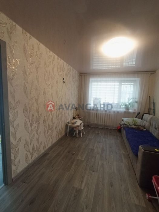 Продам 2-кімнатну квартиру в центрі