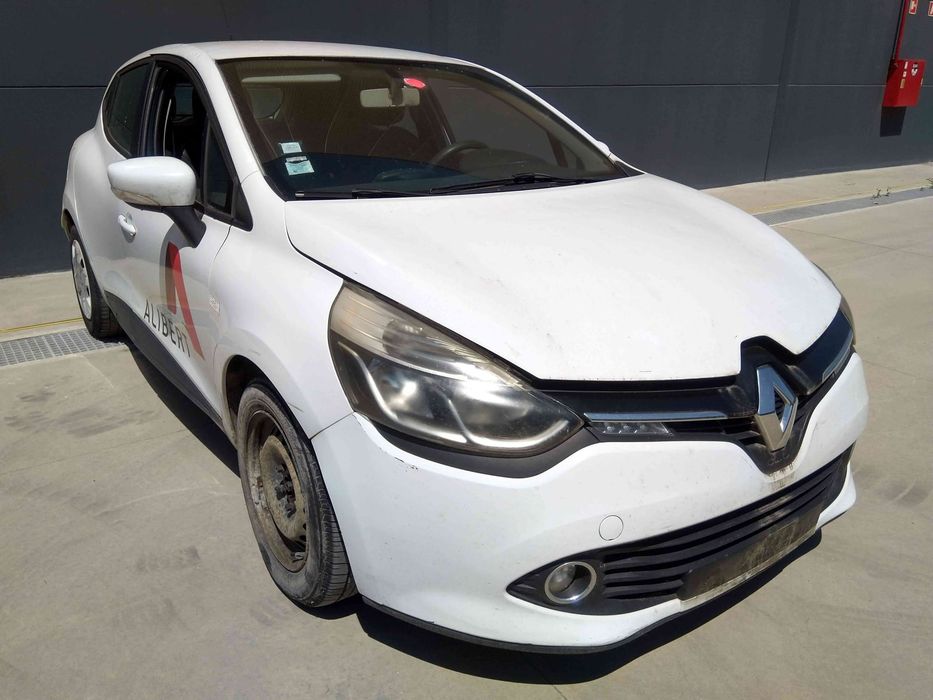 RENAULT CLIO IV - 2013 - Para Peças