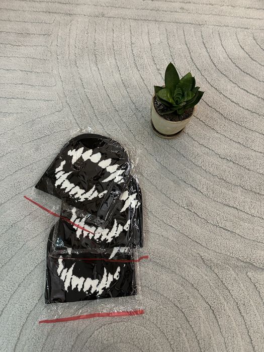 Шапка без брендова