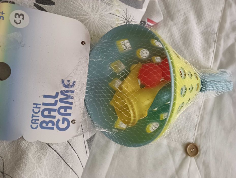 Jogo Infantil Catch Ball com gatilho novo